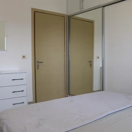 Robin Sea View Apartment