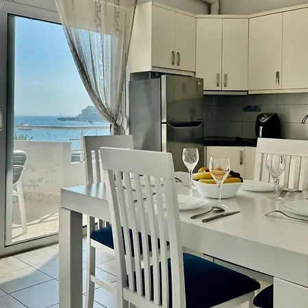 Robin Sea View * Saranda